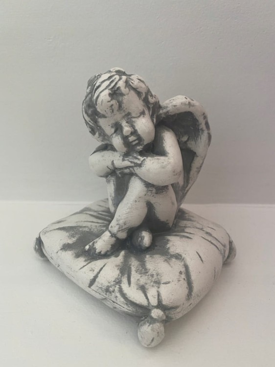 ANIOŁ aniołek figurka rzeźba mały SZARY