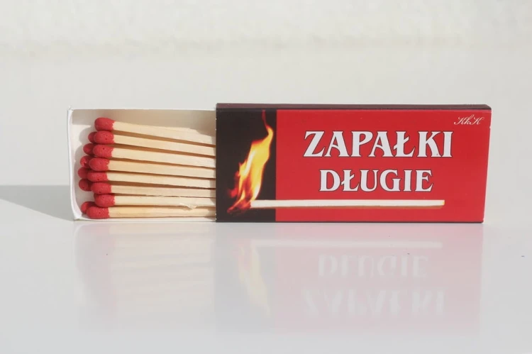 Zapałki DŁUGIE ZNICZOWE ! 10 opakowan Do ZNICZY!