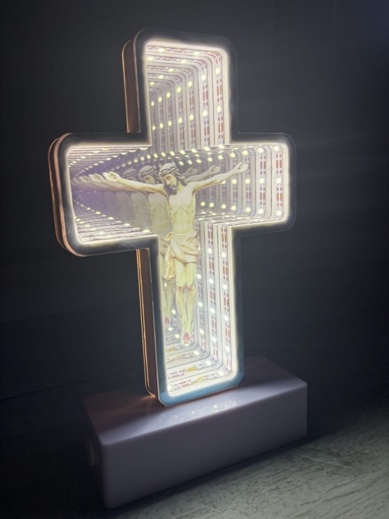 Znicz elektryczny LED Krzyż 3D LUSTRZANY biały efektowny