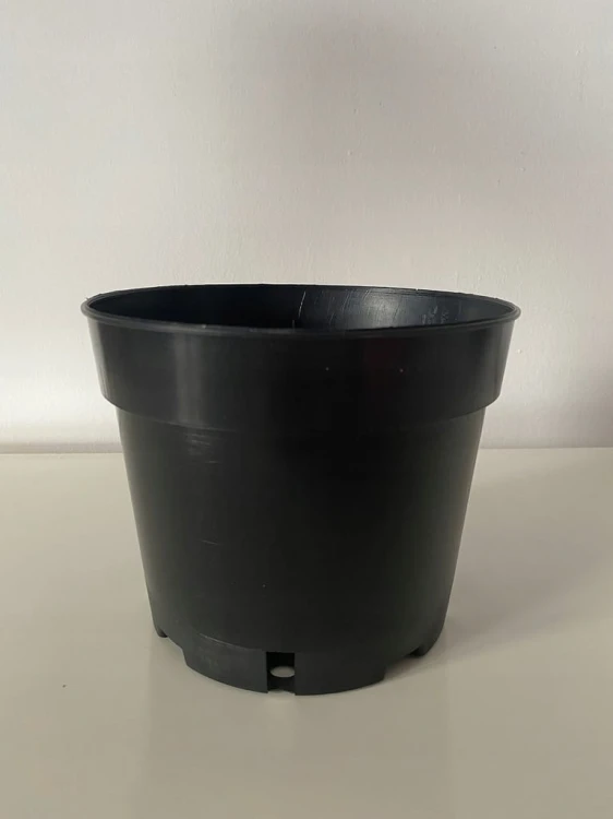 Doniczki doniczka 1,9l-2L produkcyjna 10szt!! 17cm