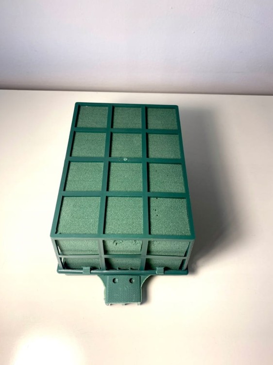 Floret bez rączki GARNET z gąbką florystyczną MOKRA duży