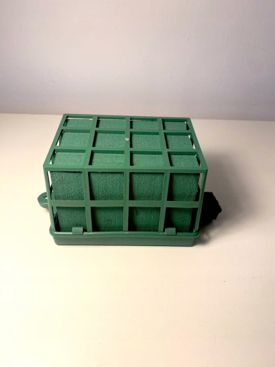 Floret bez rączki GARNET z gąbką florystyczną MOKRY Mały